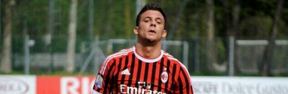 Симоне Кальвано