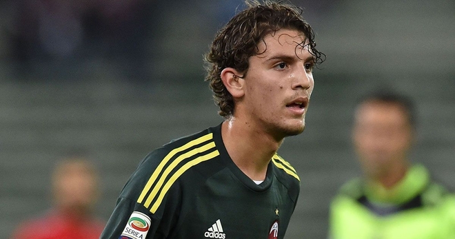 Manuel-Locatelli-of-AC-Milan-in-action