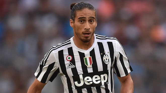 092915-socer-Martin-Caceres-pi-mp.vresize.1200.675.high.51