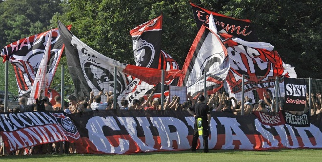 tifosi-a-milanello