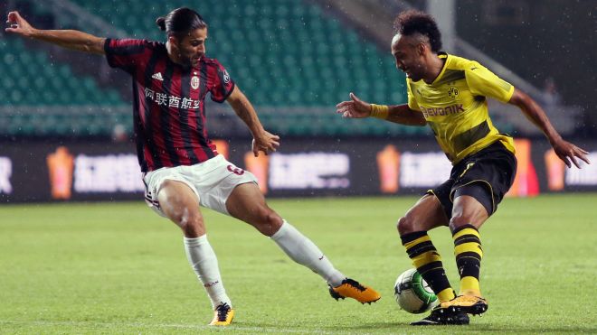 ricardo-rodriguez-aubameyang-milan_n9caonozwww31qpbpe17hxcda