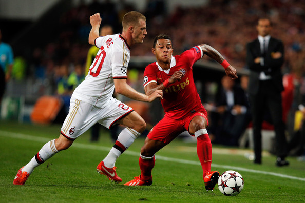 Memphis+Depay+PSV+Eindhoven+v+AC+Milan+LfWSy01lPdSl