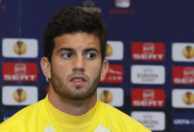 Villareals-Mateo-Musacchio-sits-during