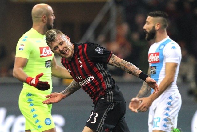 AC-Milan-v-SSC-Napoli-Serie-A-6