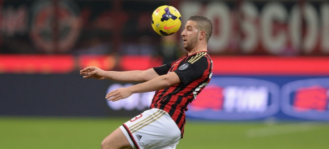 Adel+Taarabt+AC+Milan+v+Bologna+FC+BjufYn1-Pz_l