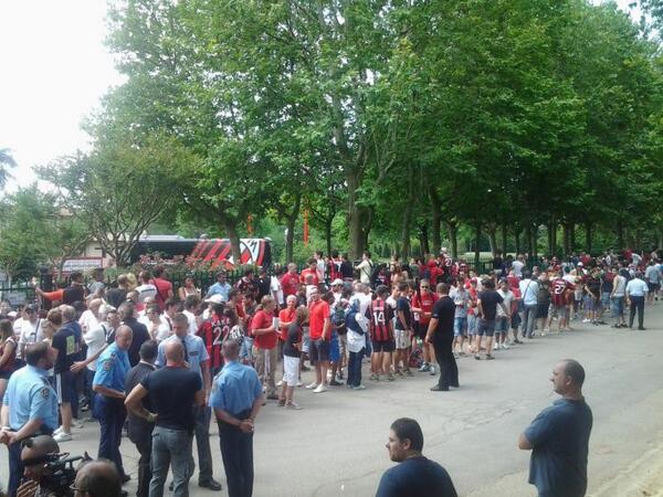Milanello live 1