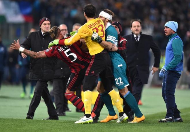 01 Mexes