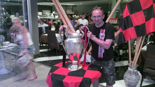 Cup
