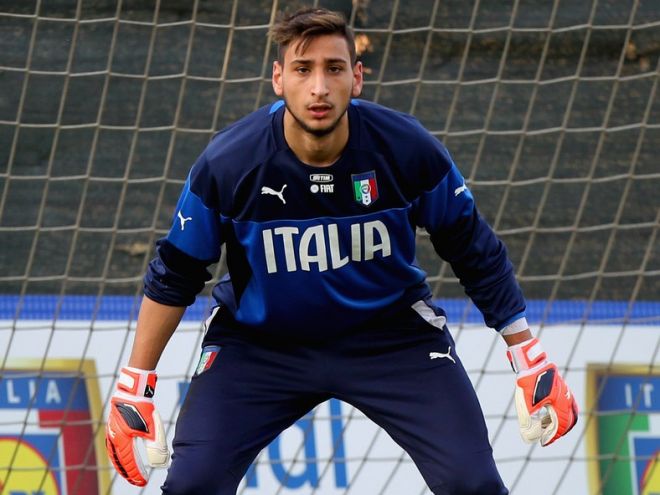 Gianluigi+Donnarumma+Italy+U21+Training+Session+e_ORKgmISsYx