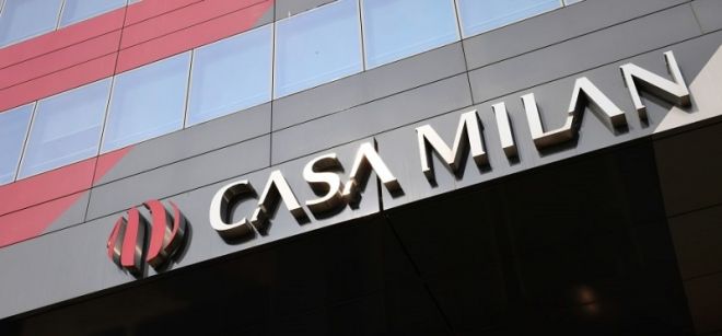 casa-milan-5c082177f2cf1b578d000001