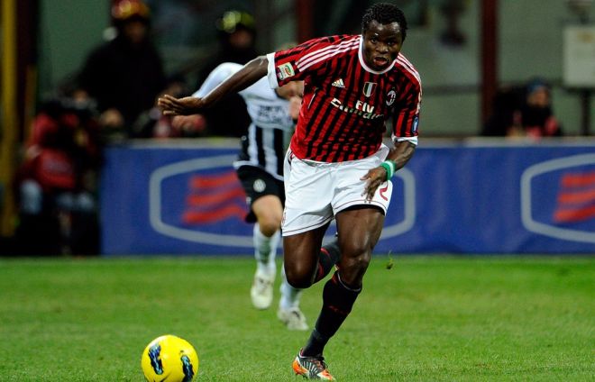 Taye+Taiwo+AC+Milan+v+AC+Siena+Serie+2wJLldv_dkEx