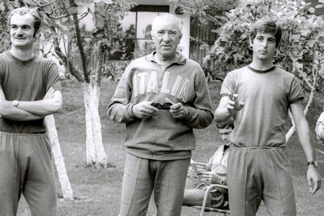 Mundo Deportivo - Sandro Mazzola - Ferruccio Valcareggi e Gianni Rivera