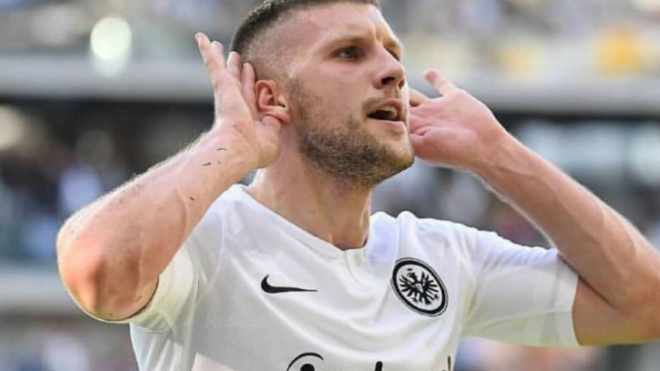 Ante Rebic -12-08