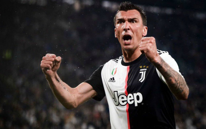 Mario Mandzukic-17-10