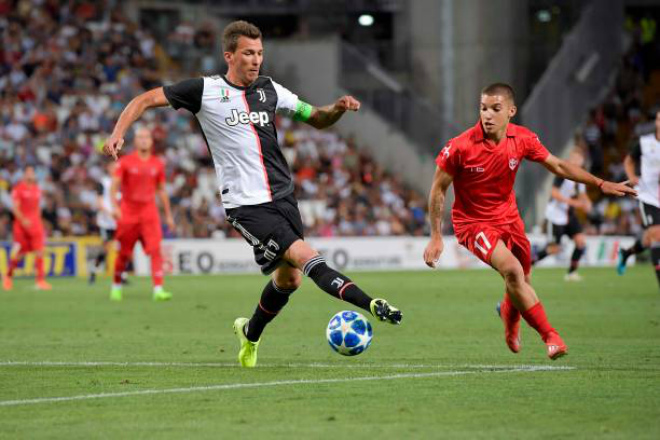 Mario Mandzukic-19-08