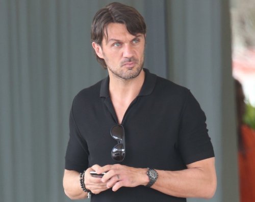208376-paolo-maldini-ochen-vazhno-milanu-popast-v-ligu-chempionov